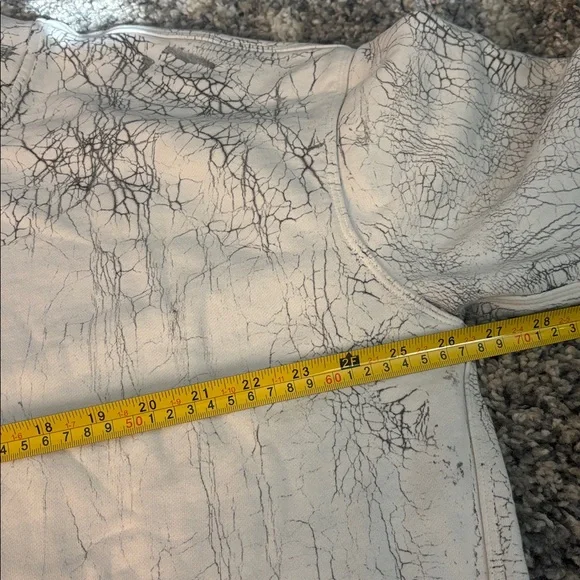 Lululemon Perfectly Oversized Crew - Picture 2 of 3